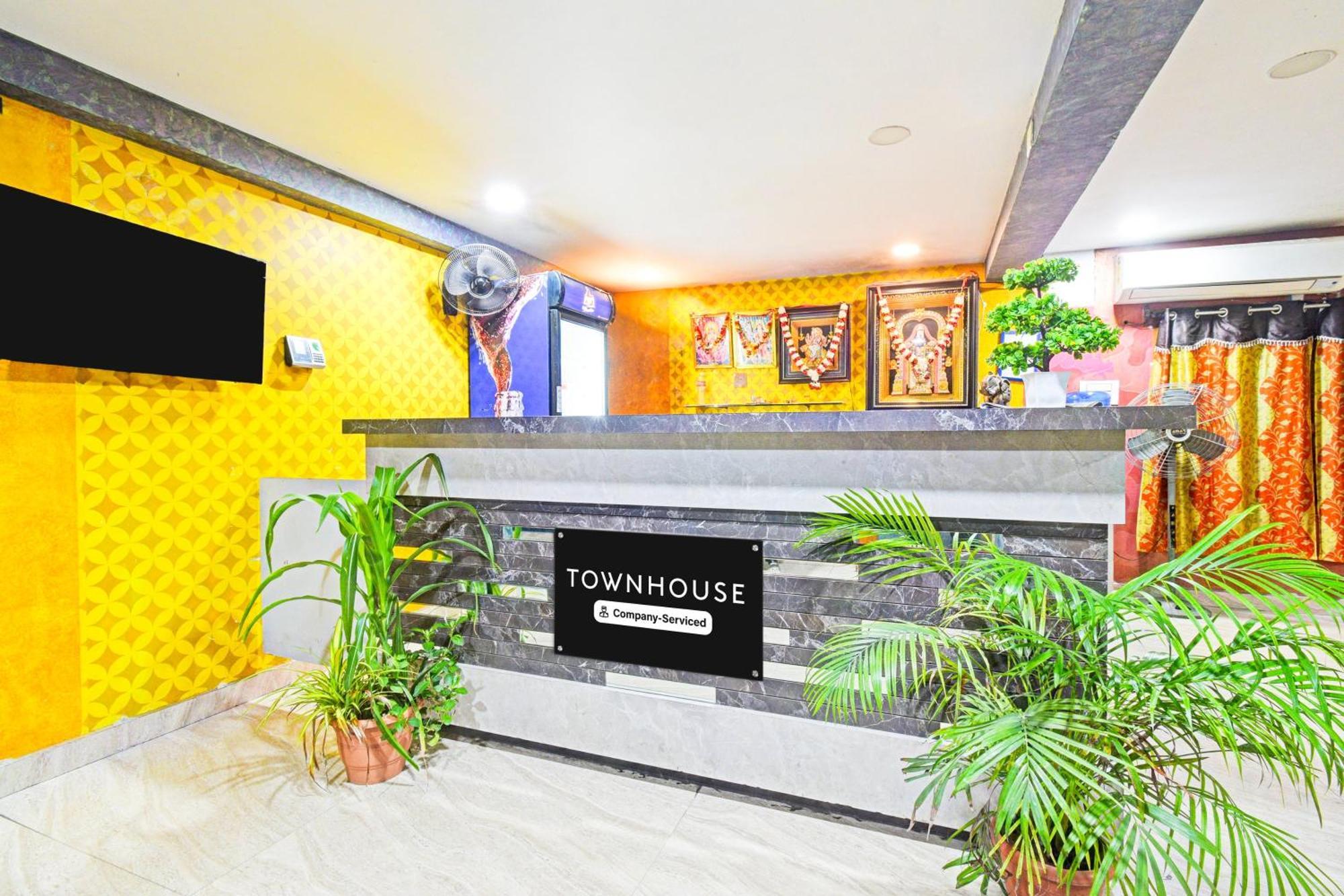 Super Townhouse Mancherial Mancherāl 外观 照片