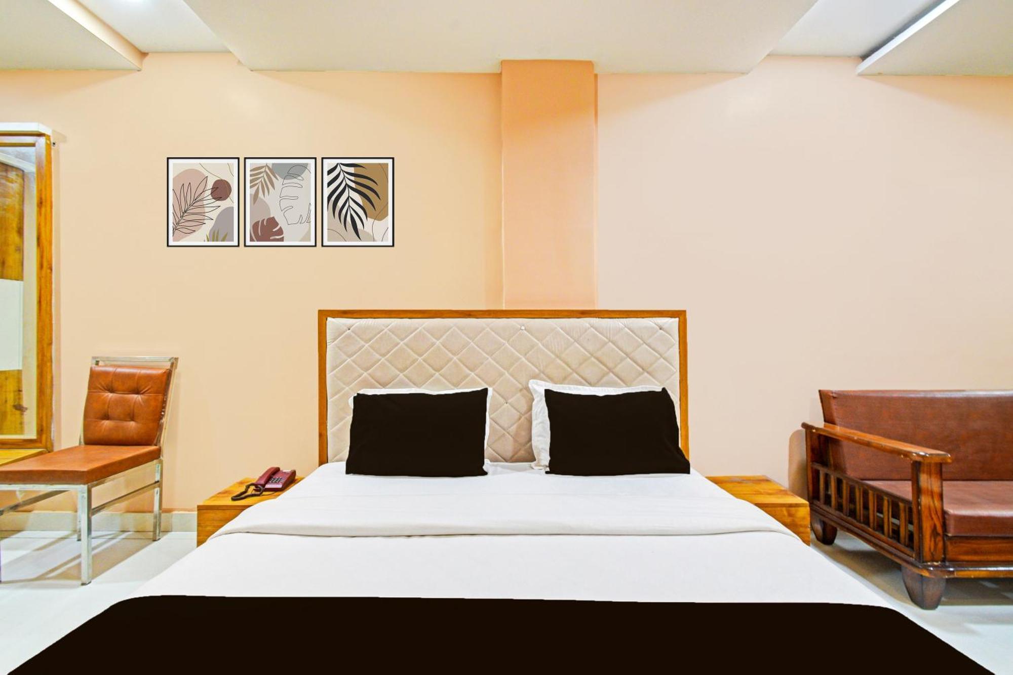 Super Townhouse Mancherial Mancherāl 外观 照片
