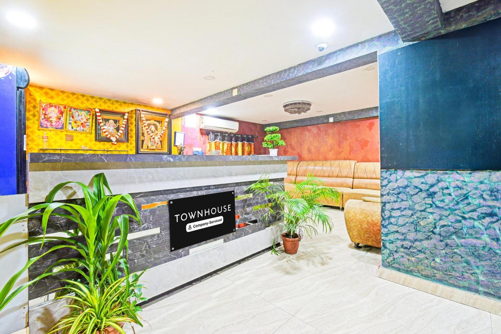 Super Townhouse Mancherial Mancherāl 外观 照片